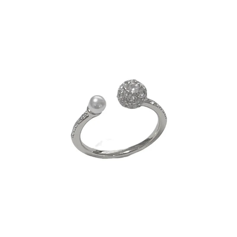 Open-end ring with round zircon stones in gold or silver plating