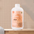 500ml bottle of antibacterial anti-mite pet shower gel with olive oil for dogs and cats