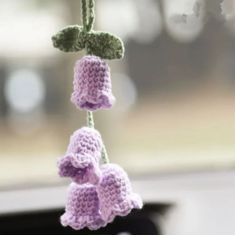 Knitted wool car plant decoration with green and white pattern, 8cm basin and hanging cord