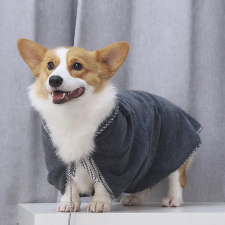 Grey and green ultra fine fibre pet bath towels for dogs and cats in three sizes.