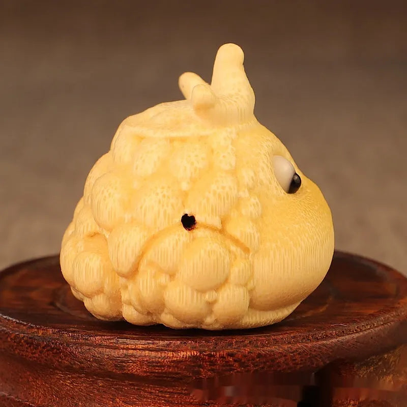 Solid bamboo carving of a Crown Princess Toad ornament, cute style, 5cm in size.