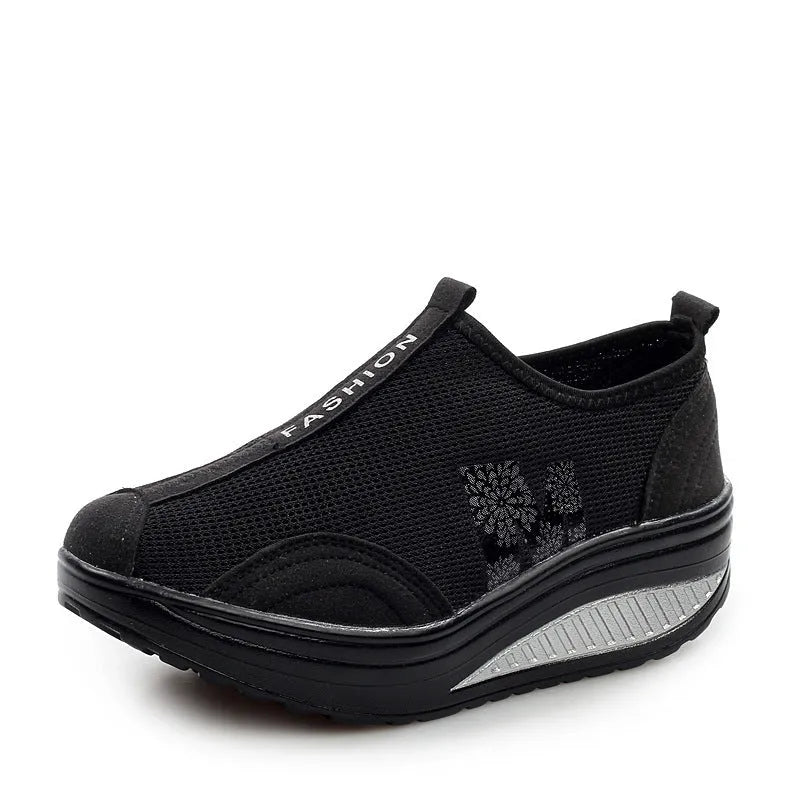 Women's casual solid colour mesh platform sneakers with wedge heel 3-5cm in 259 Black