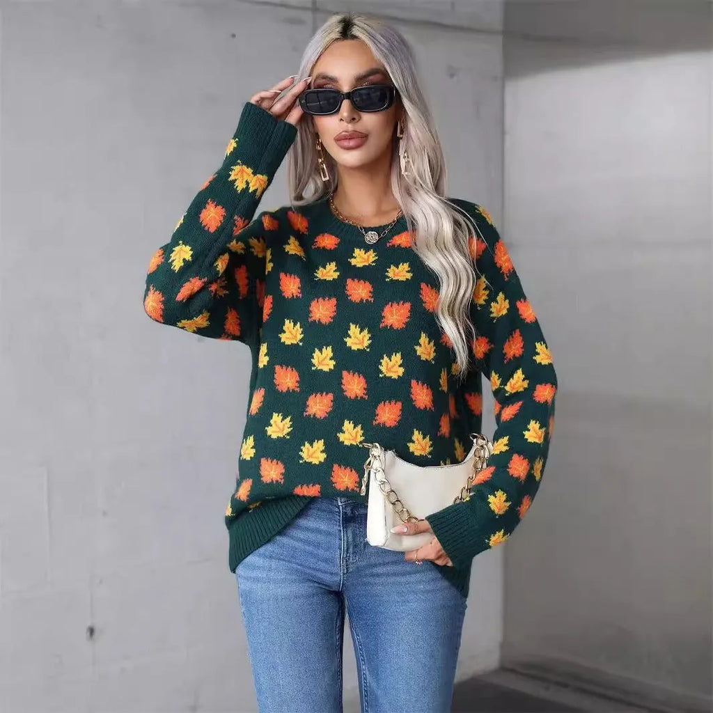 Beige and dark green loose-fit Christmas jumper with round neck and contrasting colour design