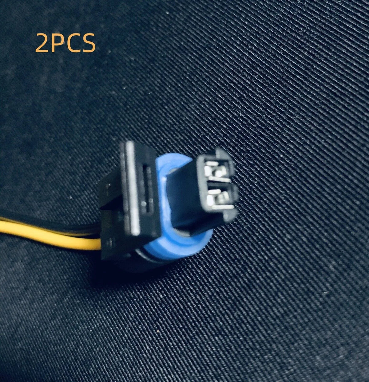 ACDelco engine coolant temperature sensor plug for automotive side light replacement.