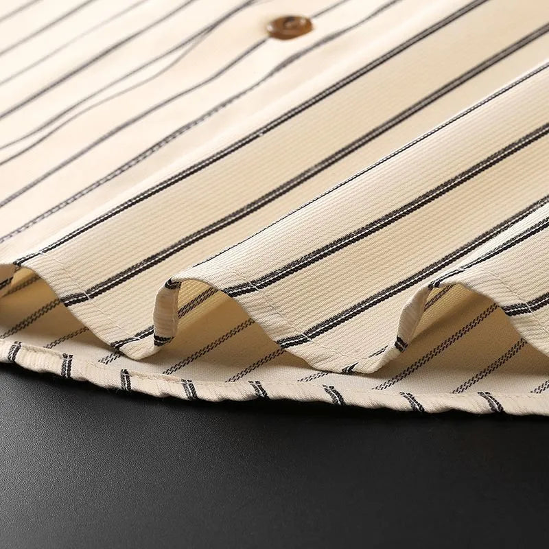 Coffee coloured striped men's long-sleeved shirt with slim fit and wool lining for spring and autumn wear
