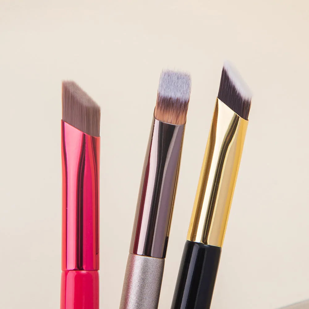 Nylon eyebrow brush with aluminium handle, 150mm total length, 10mm hair, for eyebrow paste and concealer