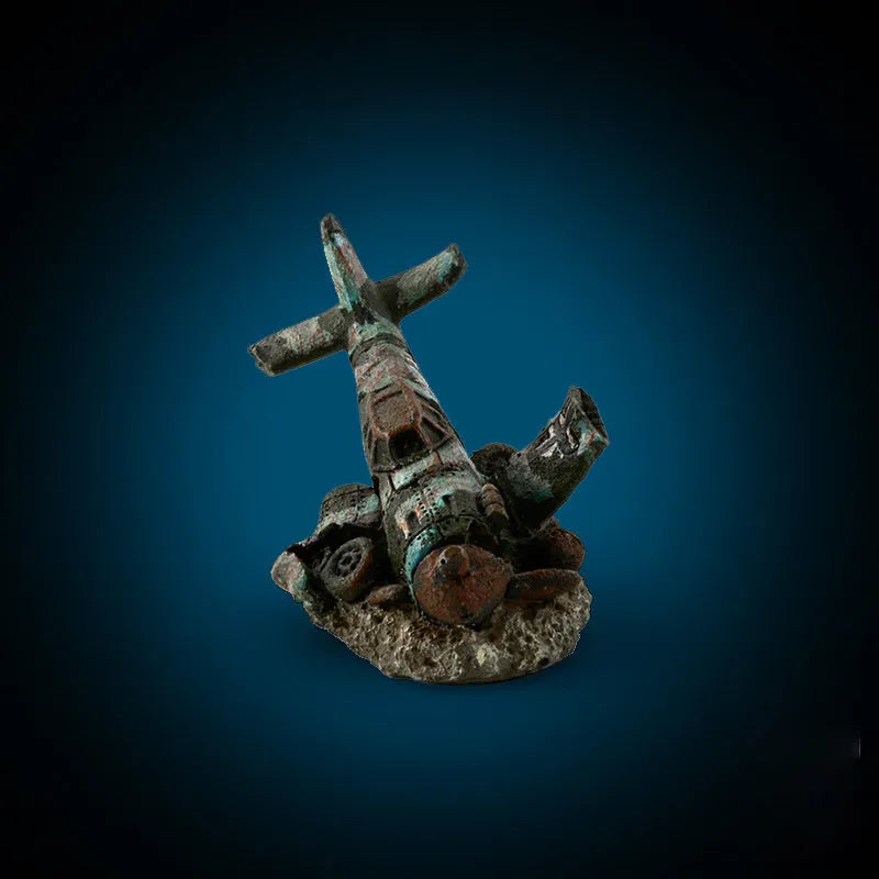 Resin aquarium ornament simulation of aircraft wreckage 8cm high for fish tank decoration