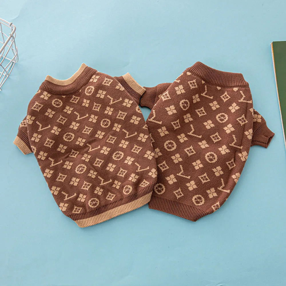 Wool dog sweater in monochrome and two-tone colours for autumn and winter wear