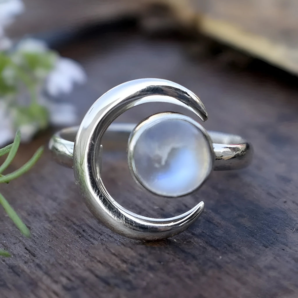 Antique silver moonstone ring for women with adjustable opening on copper band