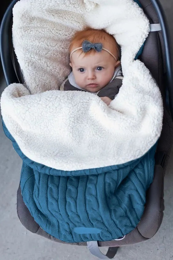 Winter baby stroller sleeping bag with lamb cashmere lining and cotton wool filling in envelope design