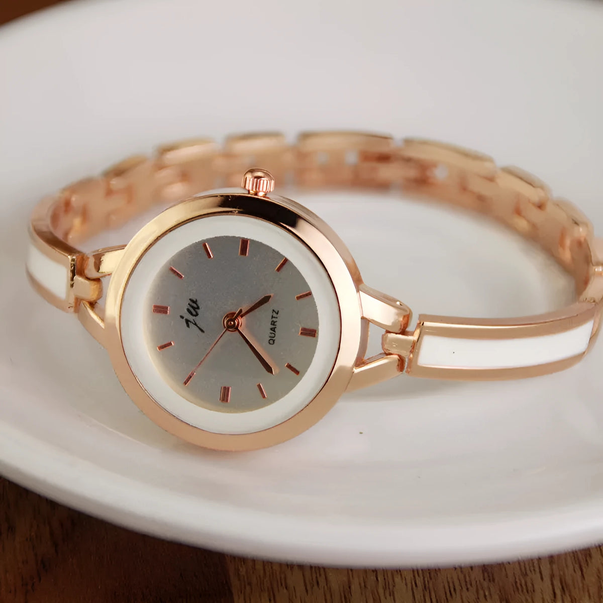 Rhinestone vintage watch bracelet with round dial, metal case, and alloy strap in gold or silver