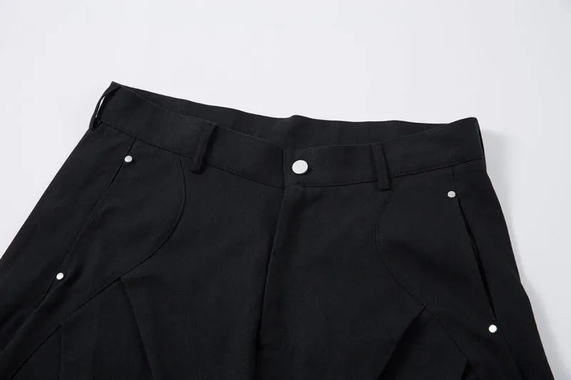 Men's black pleated casual trousers with wide-leg loose-fitting design in cotton fabric