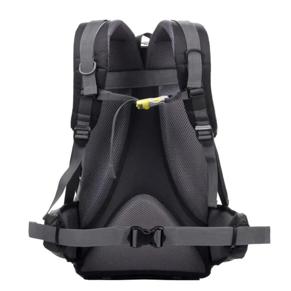 Green outdoor backpack with 32cm width shown alongside blue, black, and orange colour options for hiking and camping