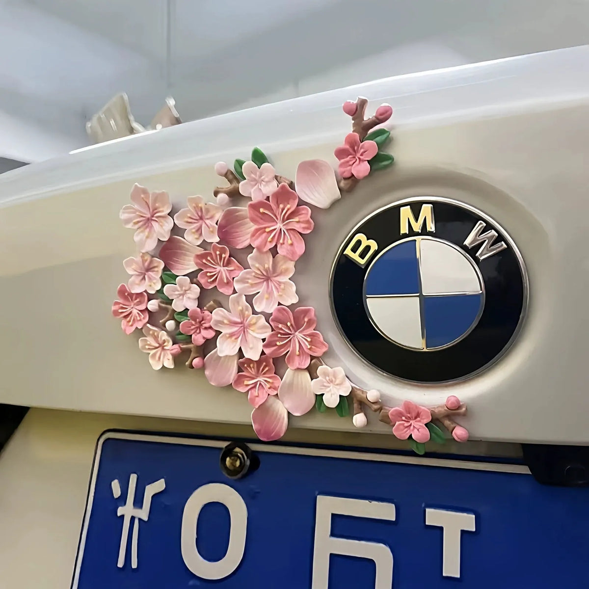 3D resin cherry blossom bumper sticker 8.2cm peach blossom pattern traceless glue