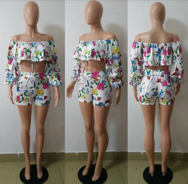 Women's two-piece casual set with long pile sleeves and digitally printed multicolour shorts