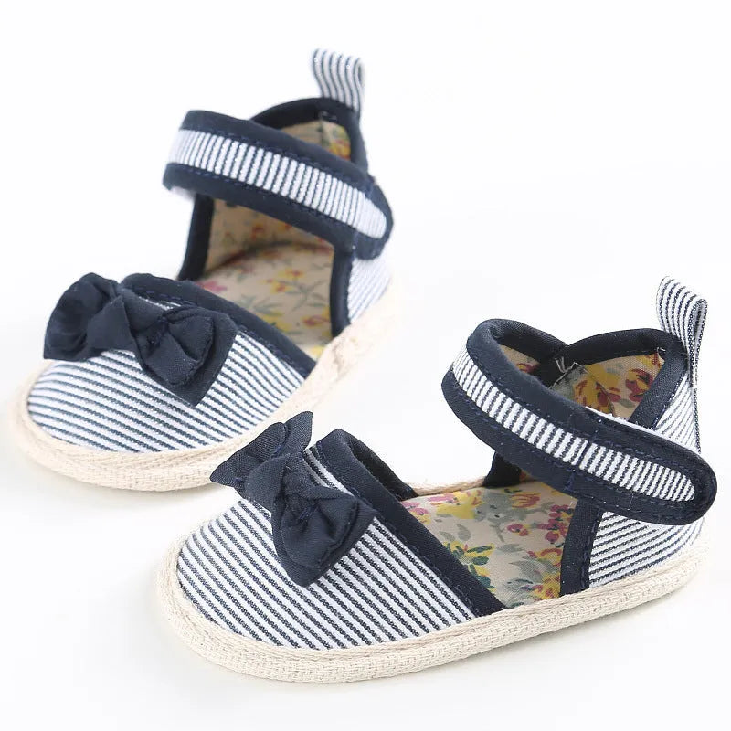 Baby girl cotton cloth soft sole sandals with plaid pattern and car suture design, Velcro fastening, available in yellow red blue black