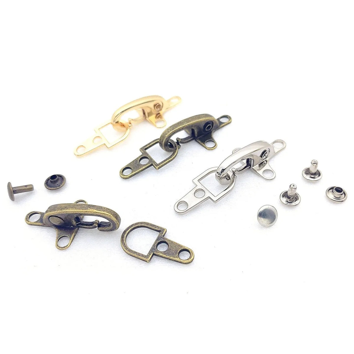 Zinc alloy aircraft-shaped hanging buckle decoration in metallic finish, shown at 5.85 cm size.