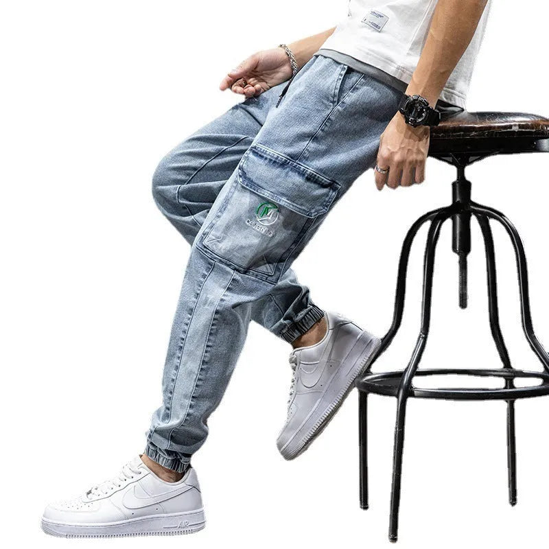 Men's loose cargo jeans with straight leg and micro-elastic cotton fabric in blue colour