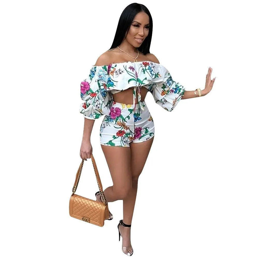 Women's two-piece casual set with long pile sleeves and digitally printed multicolour shorts