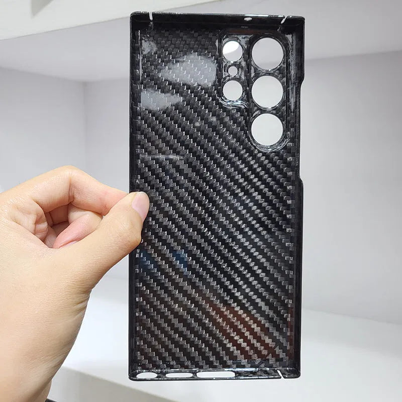 Forged carbon fibre phone case for Samsung S25 Ultra in bright black with heat dissipation