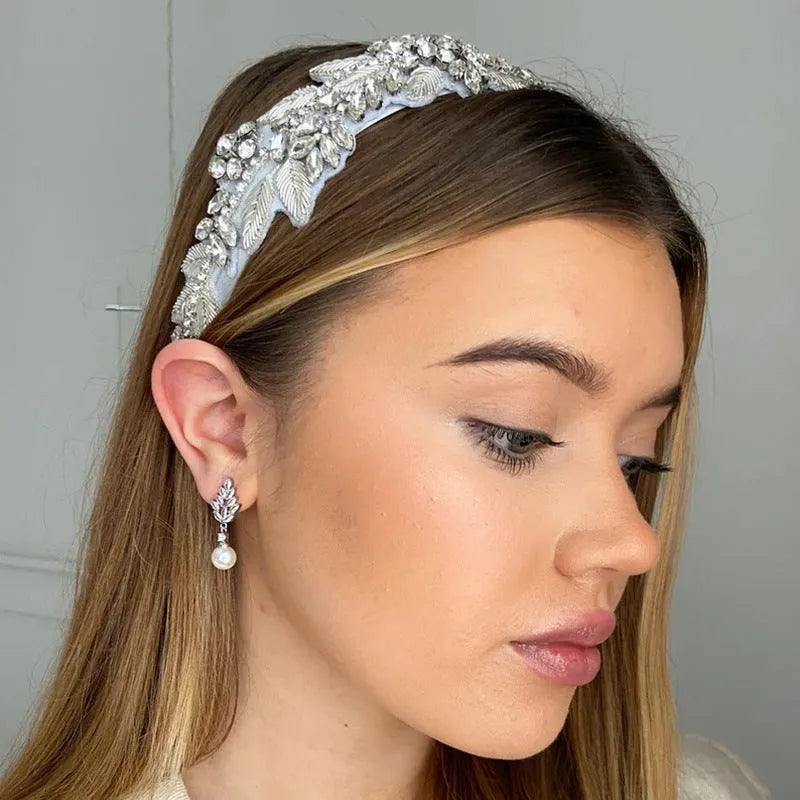 Geometric women's earrings with micro inlaid zircon stones and pearl accents in three metal colours