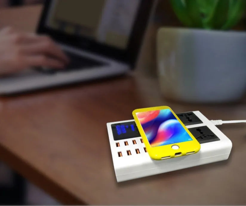 White USB wireless charger for mobile phones with multi-interface wired charging ports