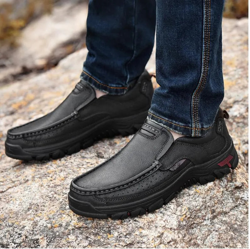 Men's cowhide leather dress shoes with rubber sole, black colour, side view