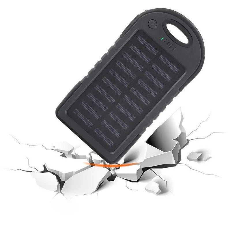 Black portable solar power bank 4000mAh with polymer lithium battery, soft plastic casing, dimensions 143x75x15mm
