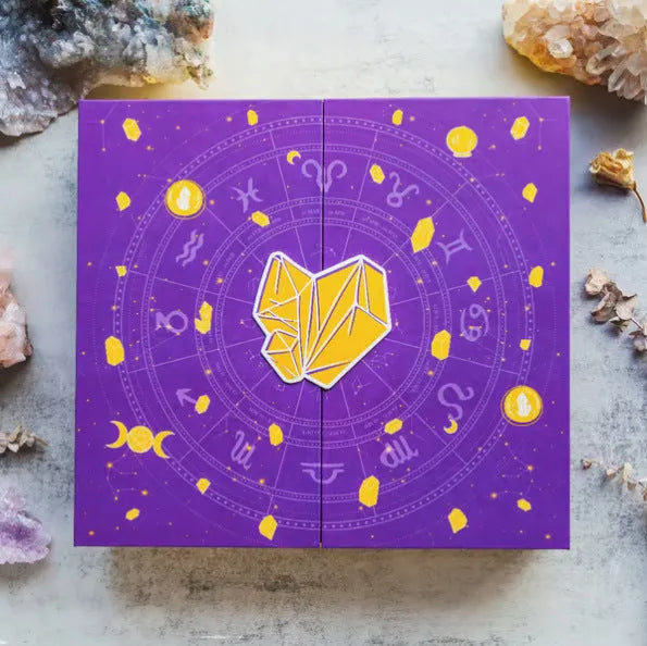 Crystal Halloween Countdown Gift Box paper construction 33.5cm by 30.5cm dimensions