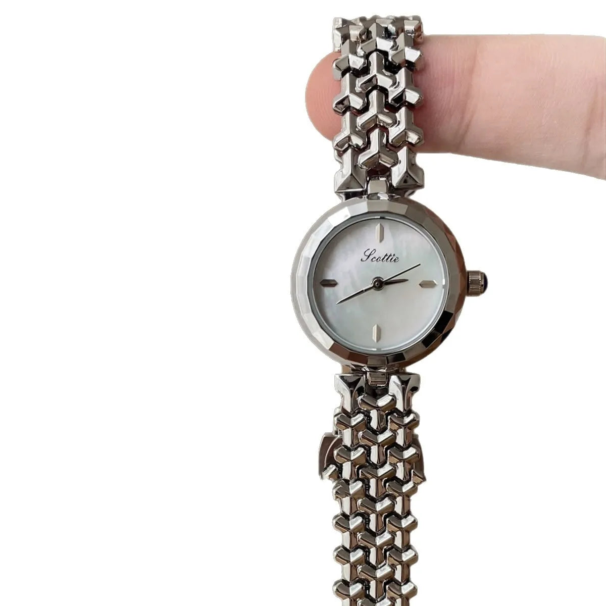 Women's fashion alloy watch ASG33 with white shell dial and gold strap, 8mm thickness