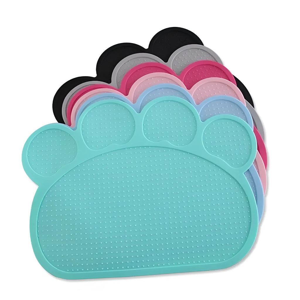 Pet supplies silicone placemat in plain design, anti-fall, food grade, available in multiple colours including black and pink