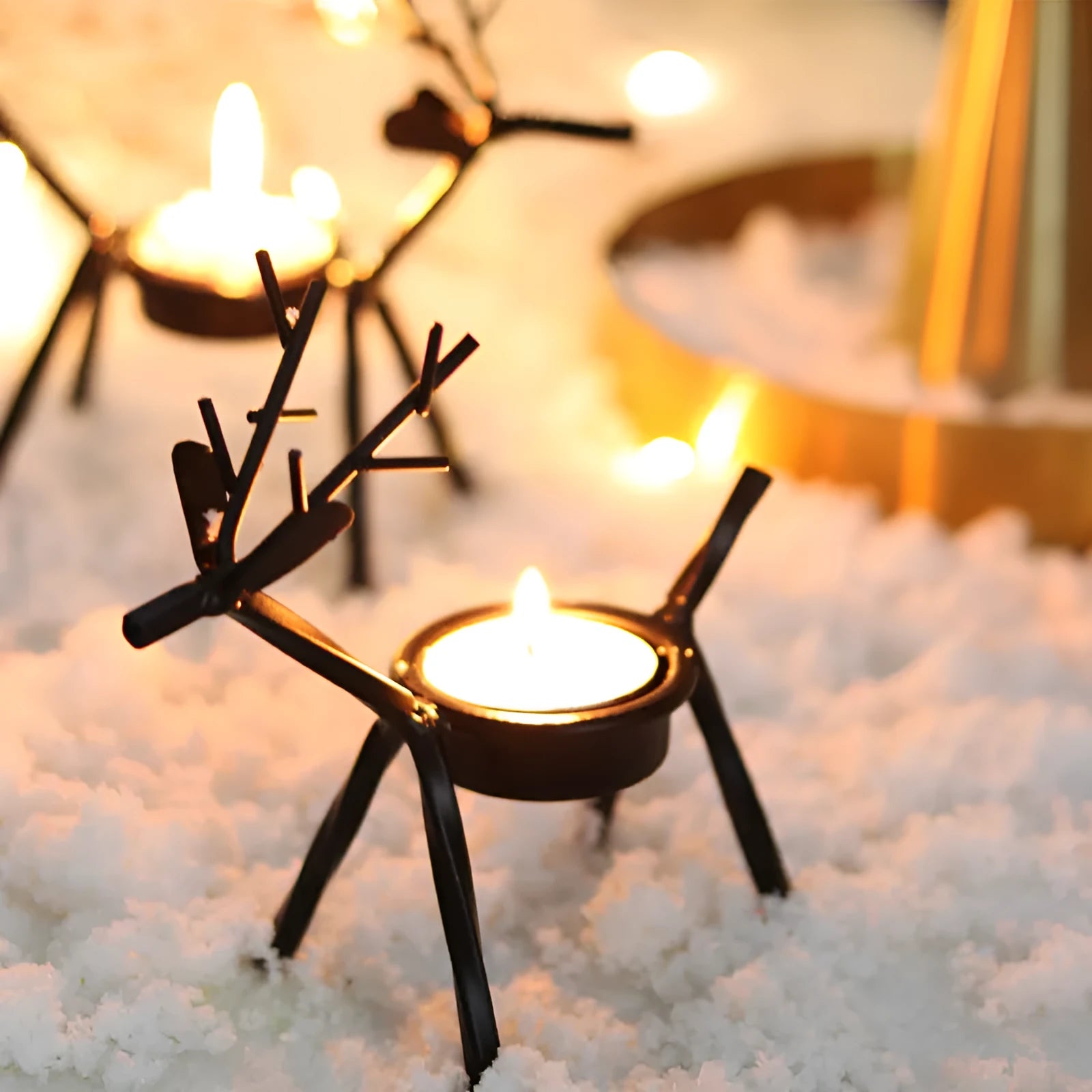 Black iron Christmas deer candlestick with creative elk bracket design for festive table decoration