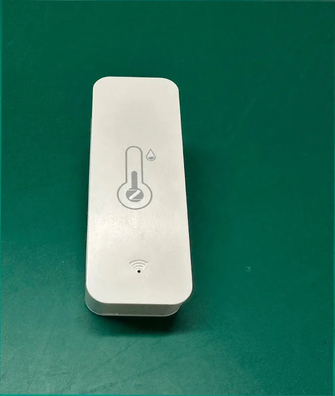 White WiFi Zigbee temperature and humidity sensor with ABS plastic housing measuring 72x25x20mm