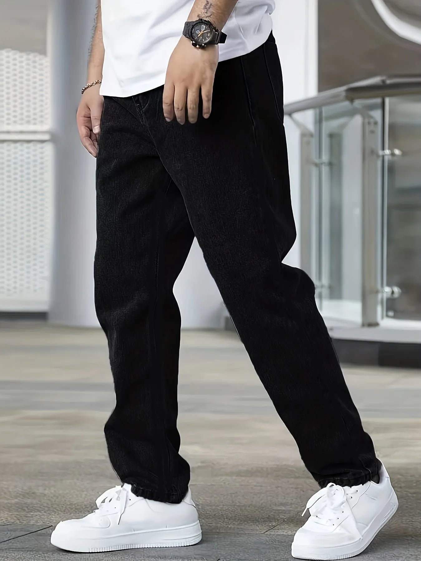 Men's black straight-leg cotton jeans mid-rise zip fly casual trousers front view