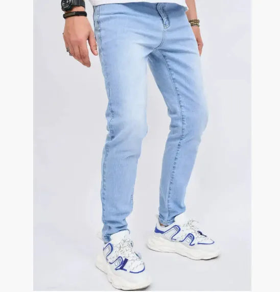 Men's light blue slim-fit stretch jeans with water-washed cotton denim