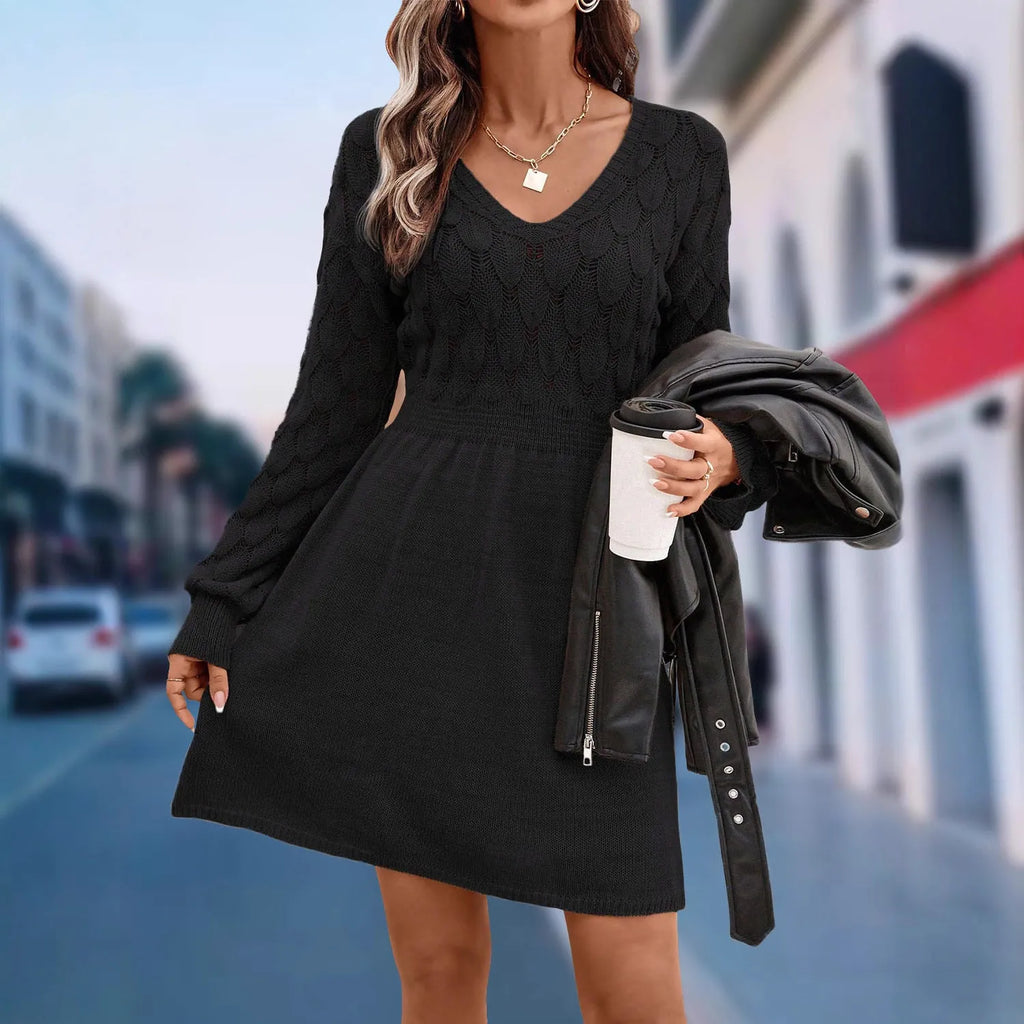 Women's artistic retro V-neck long sleeve beach dress with high waist and 3D pattern