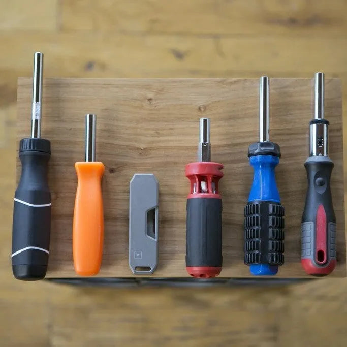 Creative Outdoor EDC pocket tool set in black or grey with 8 or 10 heads and plastic or aluminium alloy handle