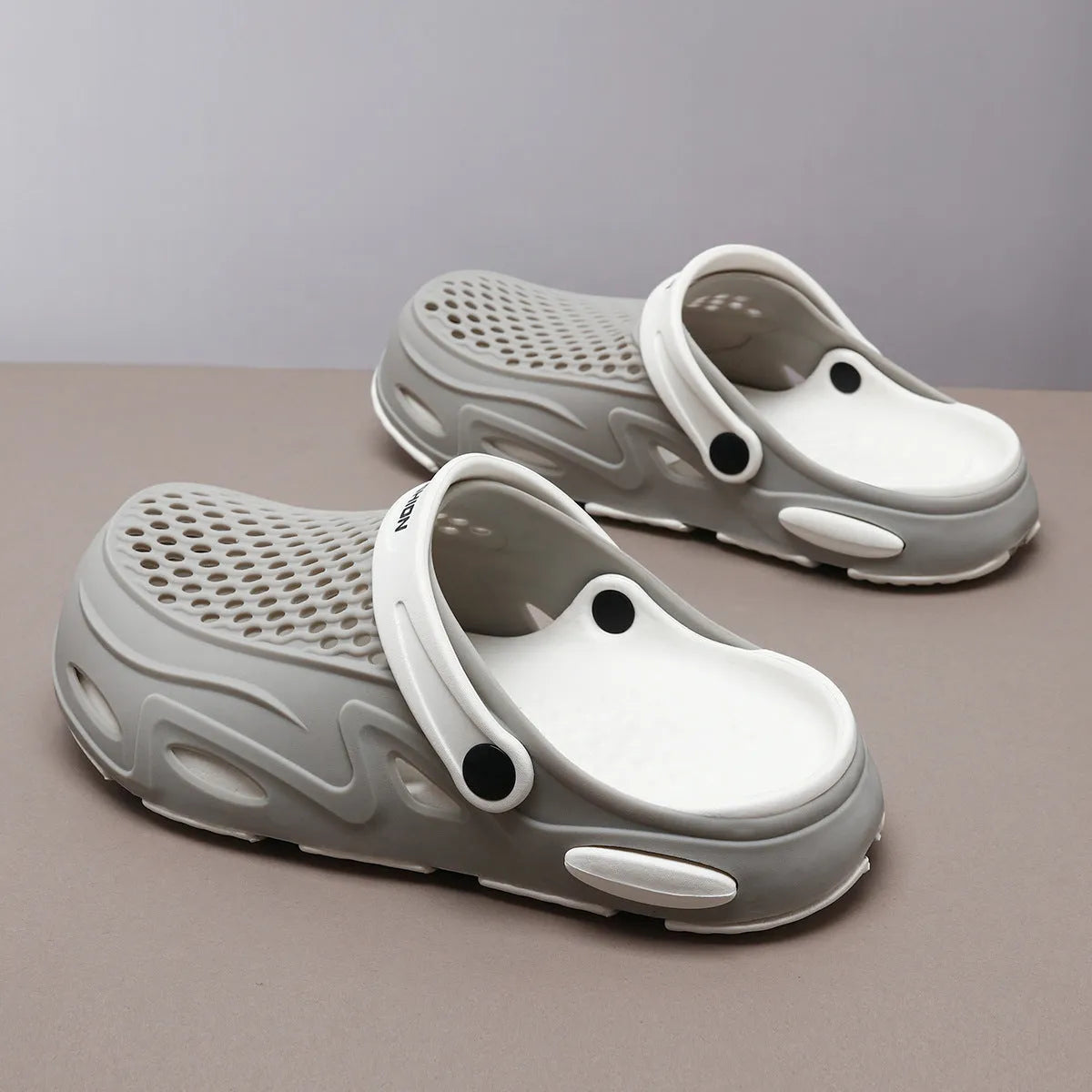 Men's grey closed toe beach slippers with non-slip sole and round toe design