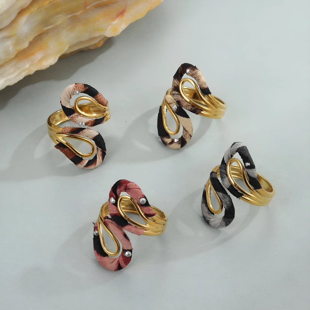 Geometric leopard print open mouth ring in stainless steel with heart and star shapes