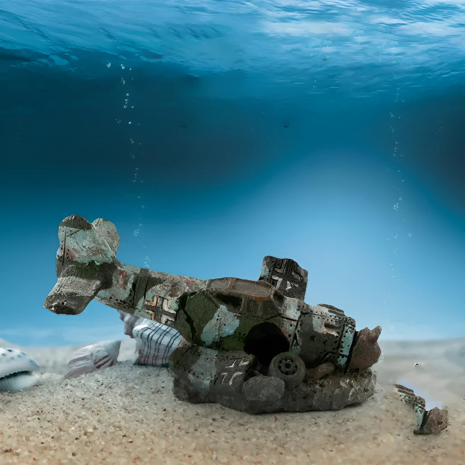 Resin aquarium ornament simulation of aircraft wreckage 8cm high for fish tank decoration