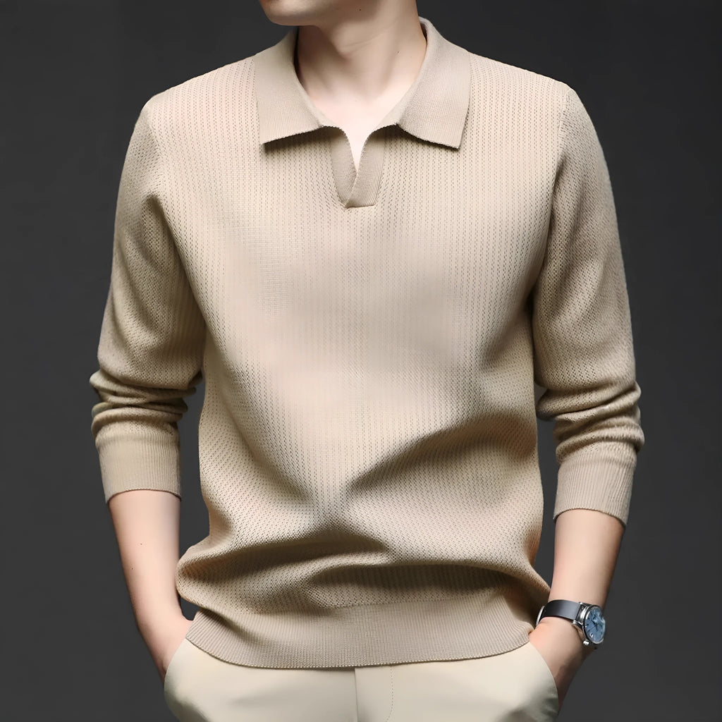 Man wearing a loose fit green casual pullover sweater, autumn casual style
