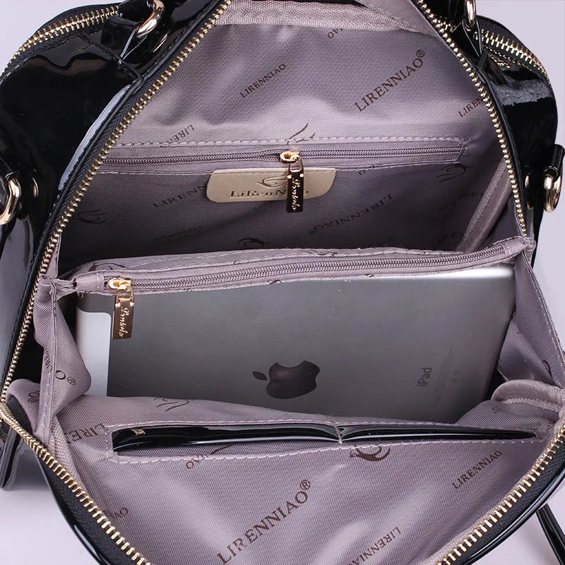 New winter fashion PU leather crossbody messenger bag for women in six colours with phone and wallet storage