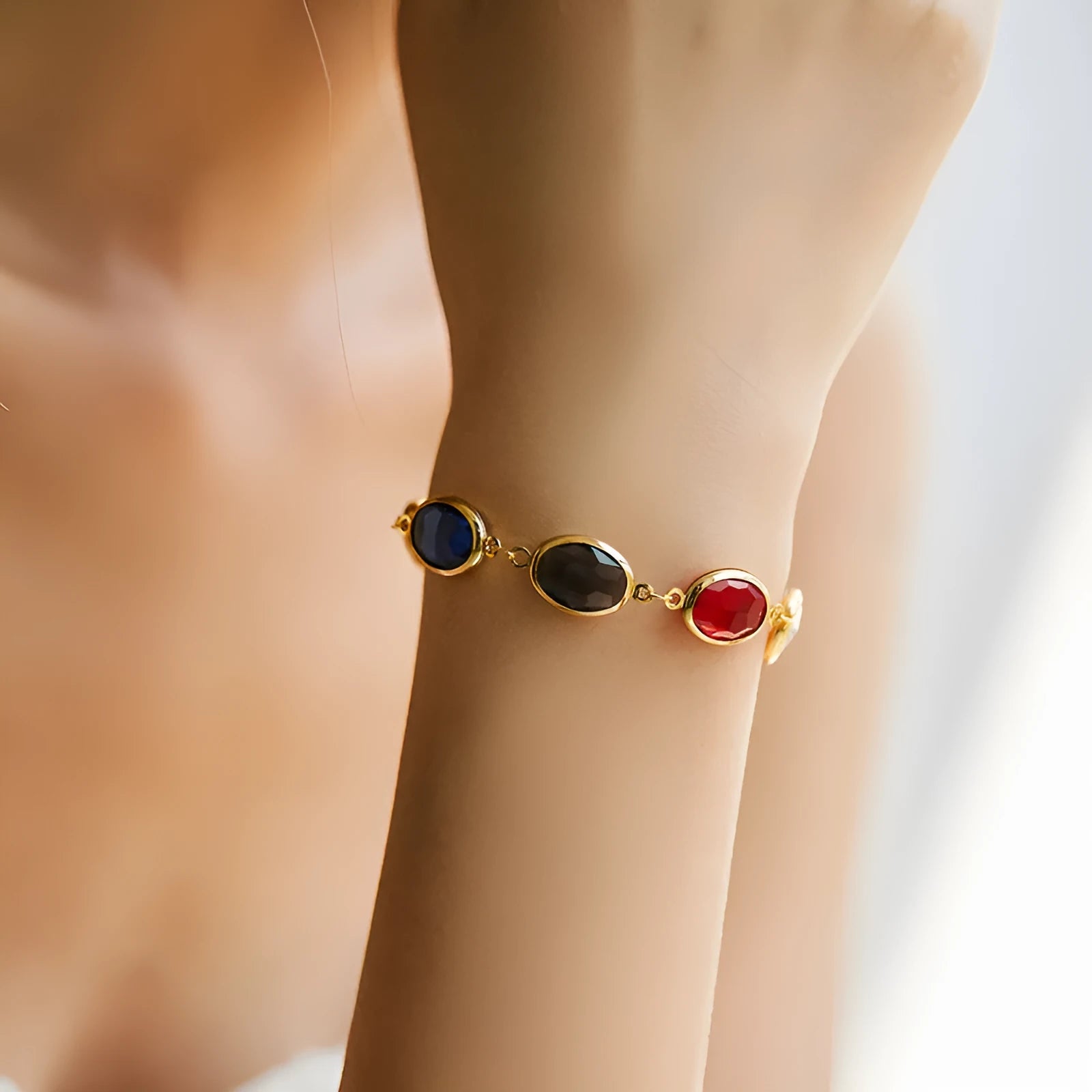 Copper geometric bracelet with glass inlay in blue, green, or multicolor colours