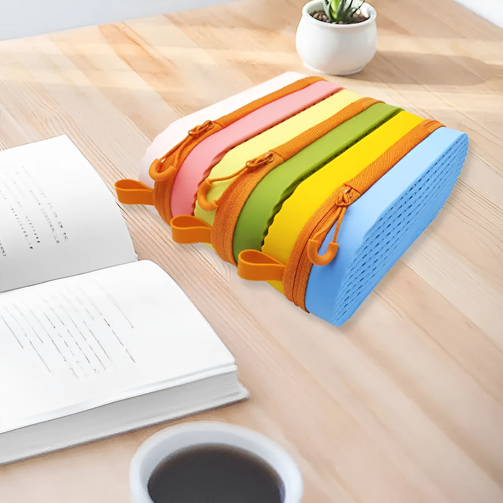 Silicone glasses case in various colours with dimensions 200mm x 80mm x 50mm