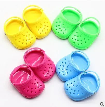 Plastic doll beach slippers in blue, red, yellow and green colours for fashion doll accessories