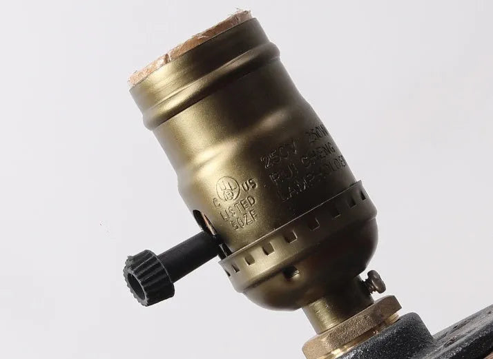 Compact industrial water pipe table lamp made of wood and iron