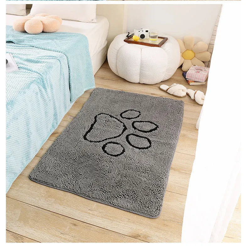 Rectangular chenille embroidered absorbent pet mat in greyhound paw pattern. Made from machine washable polyester fibre. Available in multiple sizes.