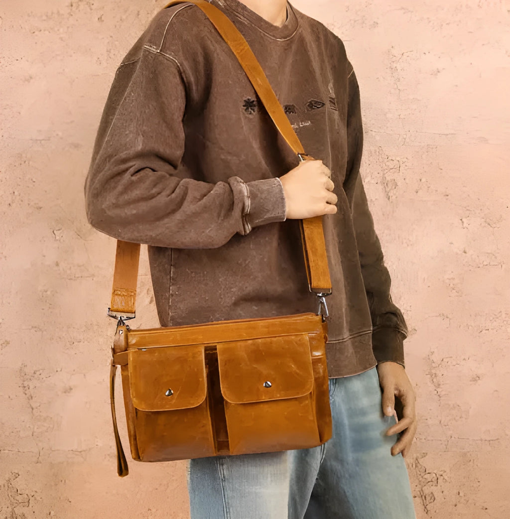 Genuine leather crossbody bag for men in solid black colour with adjustable shoulder strap