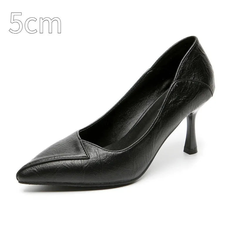 Solid colour pointed toe stiletto heel with artificial leather upper and rubber sole, sizes 30 to 44, 5cm or 7cm heel