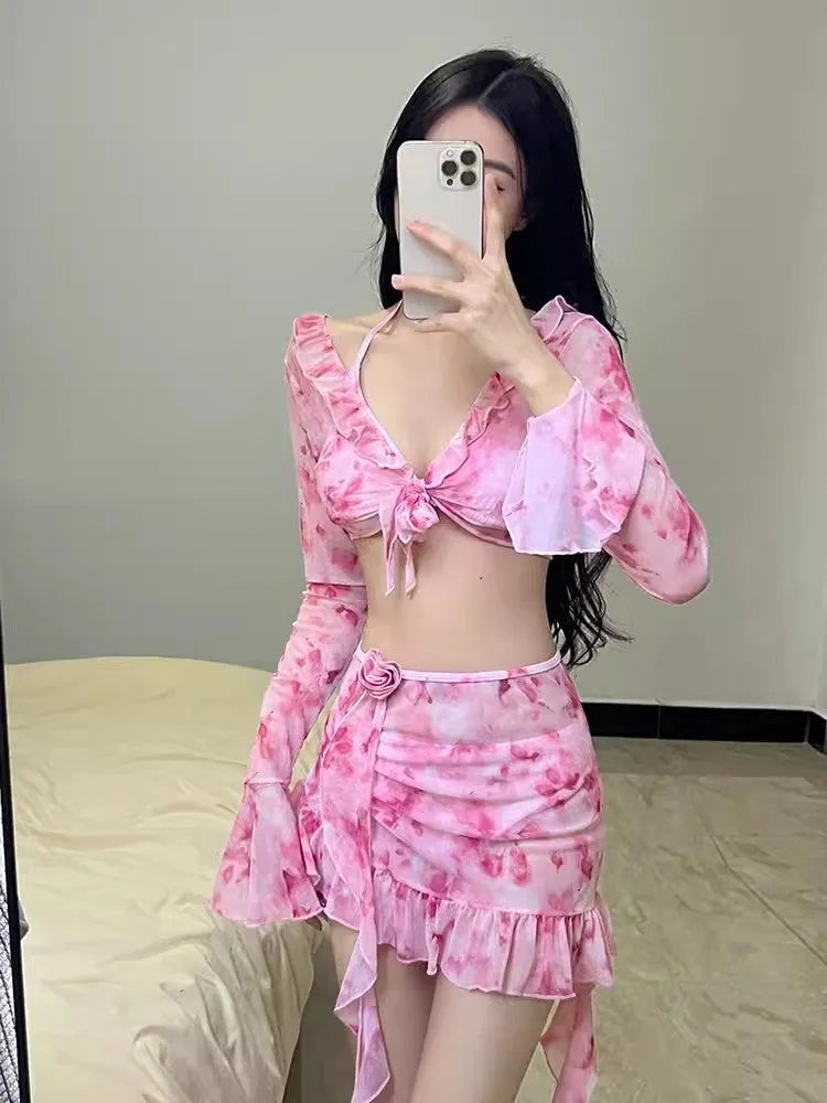 Women's floral polyester bikini swimsuit in cherry blossom powder colour